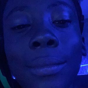 Meet your Posher, Jaymere